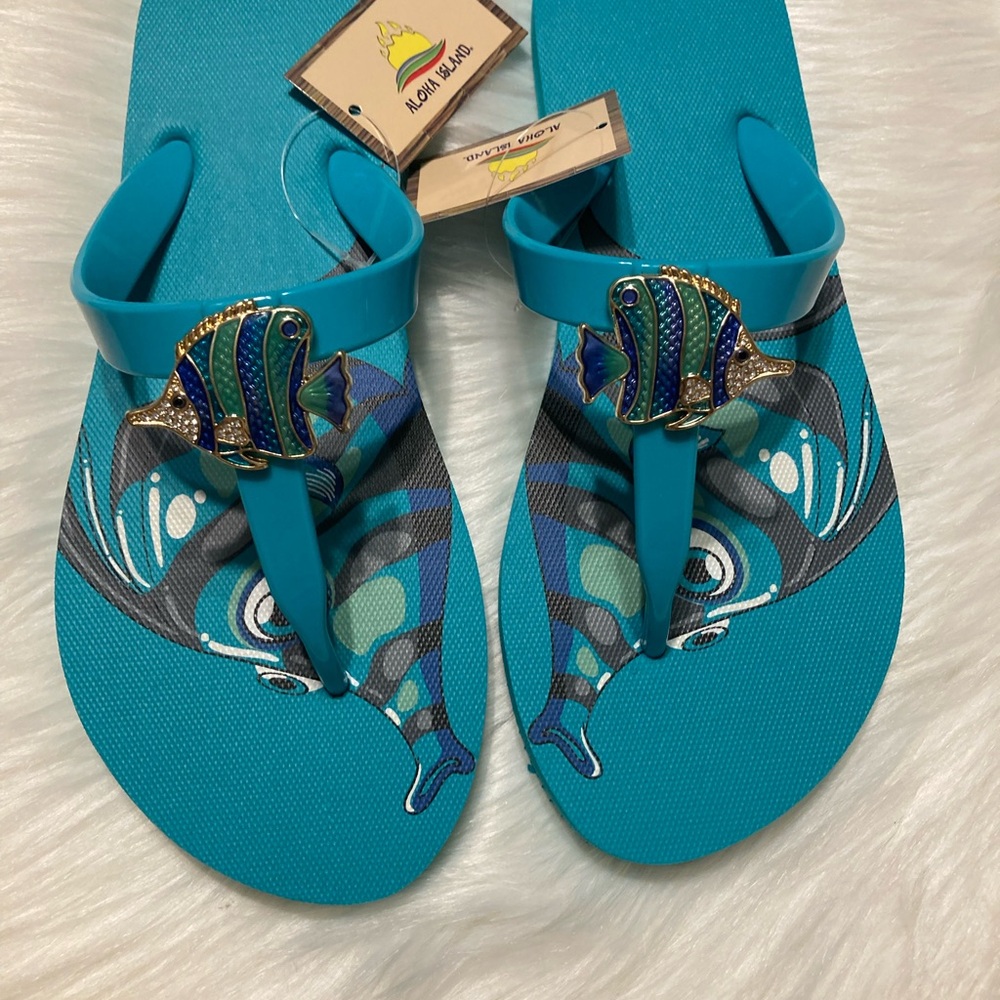 Aloha island absolutely beautiful flip-flops in sizes 6 7 10 12